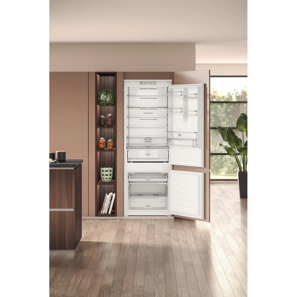 Frigorifero da Incasso Combinato Larghezza 70 cm per vano da 75 Altezza 194 cm Total No Frost Classe D Griglia Portabottiglie Ariston Hotpoint HA SP70 T132 - HASP70T132 - immagine 4